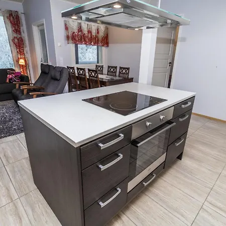 Kotomaenty 4 By Interhome * روكا