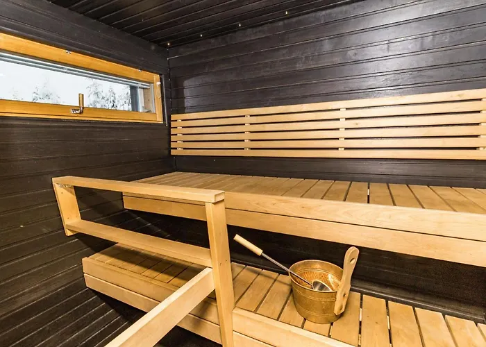 Kotomaenty 4 By Interhome Рука